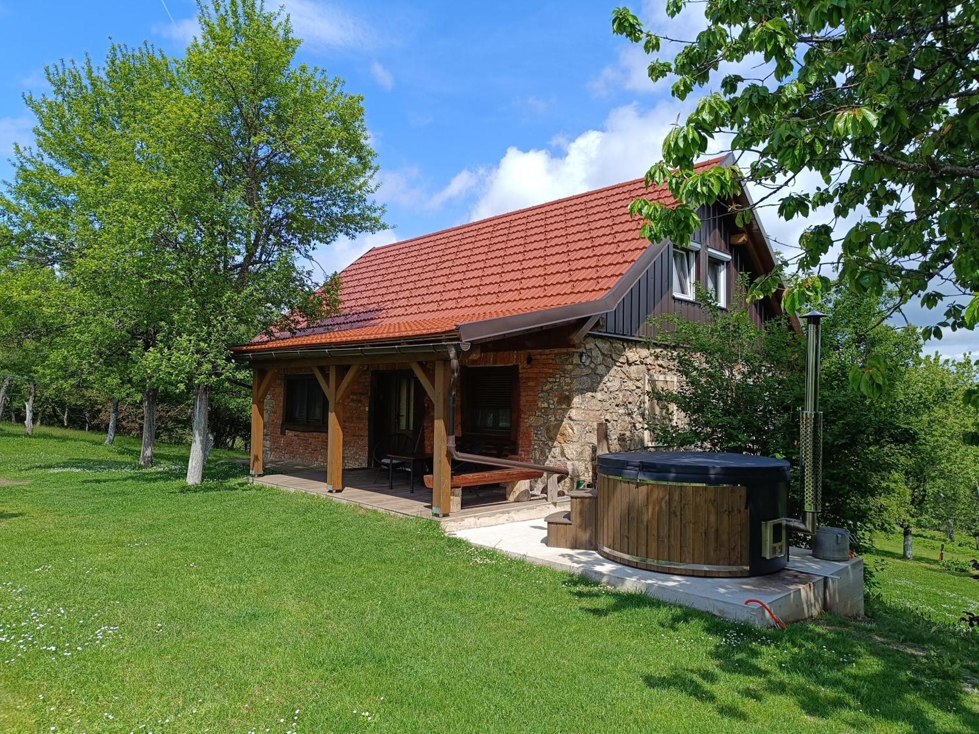 Holiday Home "Sleme" With Jacuzzi, Big Garden And Arbor With Fireplace Skrad Екстериор снимка